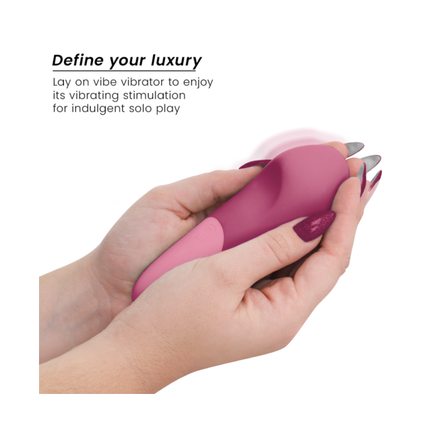 WOMANIZER - VIBE LAY-ON SILENT VIBRATOR DUSKY PINK