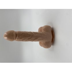 Realistiske dobbelte dildoer til et hul.