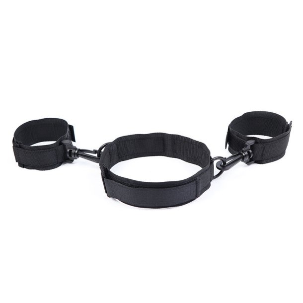 Ohmama fetish nylon collar med restraints