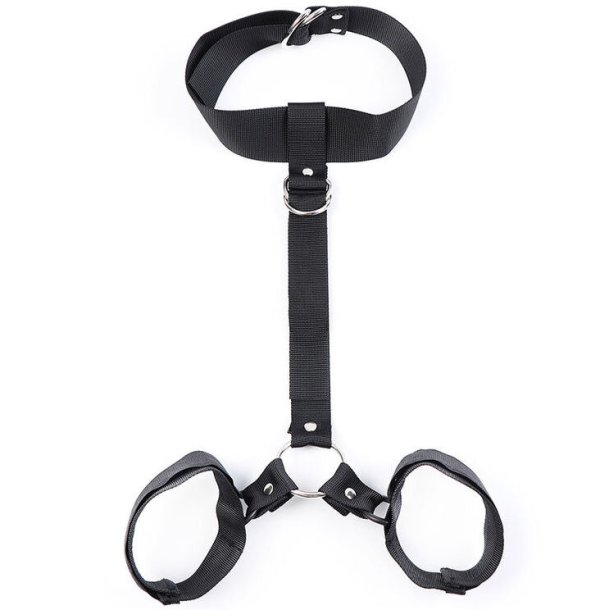 Ohmama fetish collar med restraints