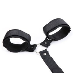 Ohmama fetish collar med restraints
