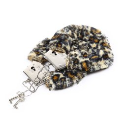 Ohmama fetish metal manchetter