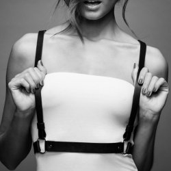 Bijoux Maze body-harness set in black