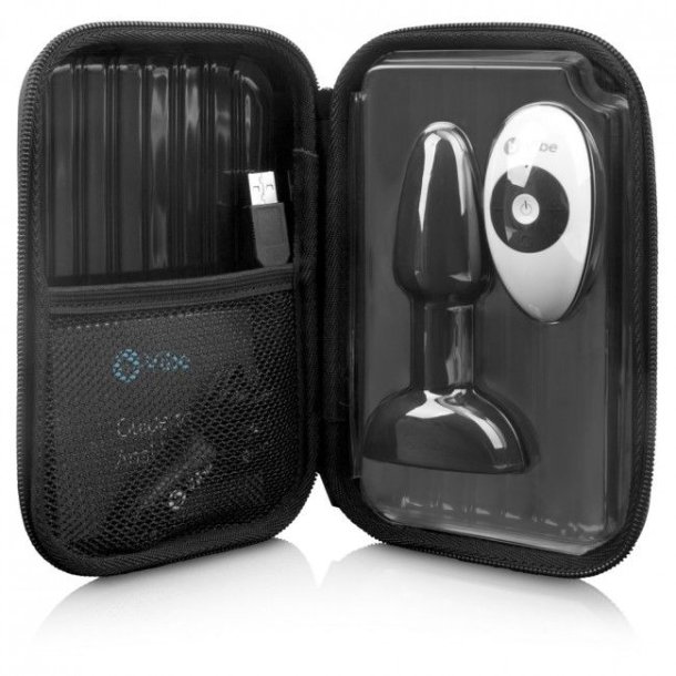B-Vibe rimming petite remote control plug sort