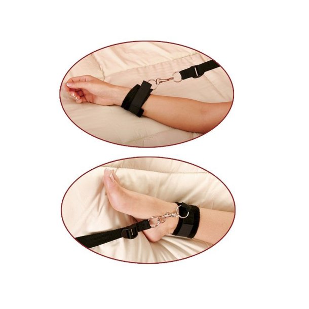 Fetish Fantasy bed restraint kit