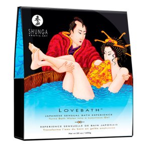 Shunga lovebath ocean tentations