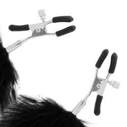 Darkness fur nippel clams