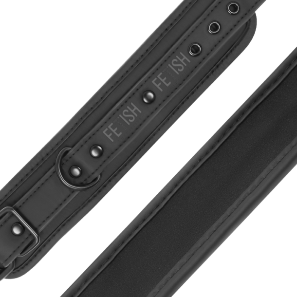 Fetish Submissive manschetter vegansk l�der